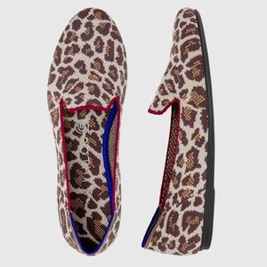 Rothys Loafer in Mocha Spot